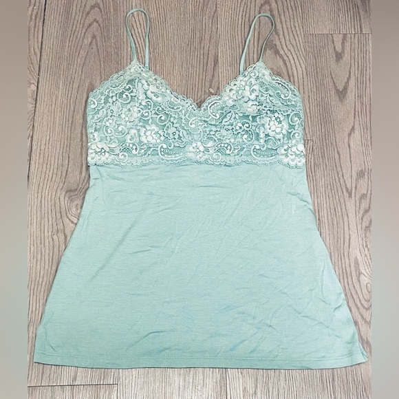 COPY - NWT Express Light Green Lace Cami - Picture 1 of 2
